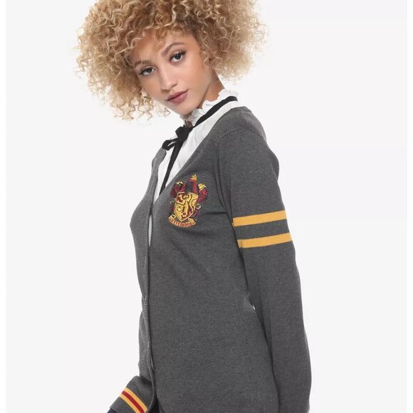 Harry Potter Gryffindor Girls Cardigan - Picture 1 of 7